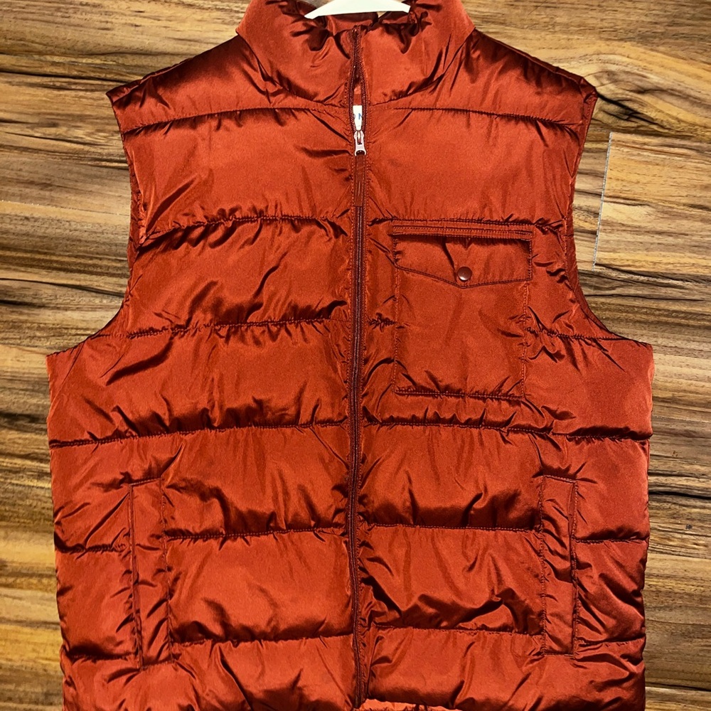 Old Navy Puffer Vest - Maroon